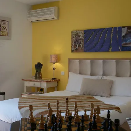 Les Ambres 3* Roussillon en Isere